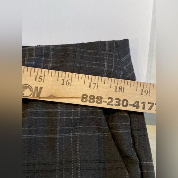 Nine West Mid Rise Barely Bootcut Pants Women’s 16 Gray Plaid Sculpting NEW - Picture 11 of 13